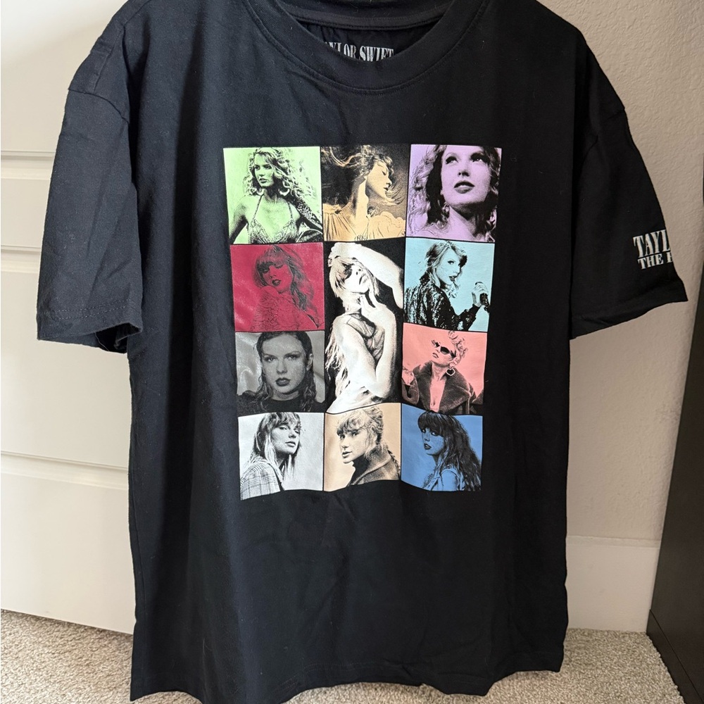 Taylor Swift The Eras Tour T-Shirt XL